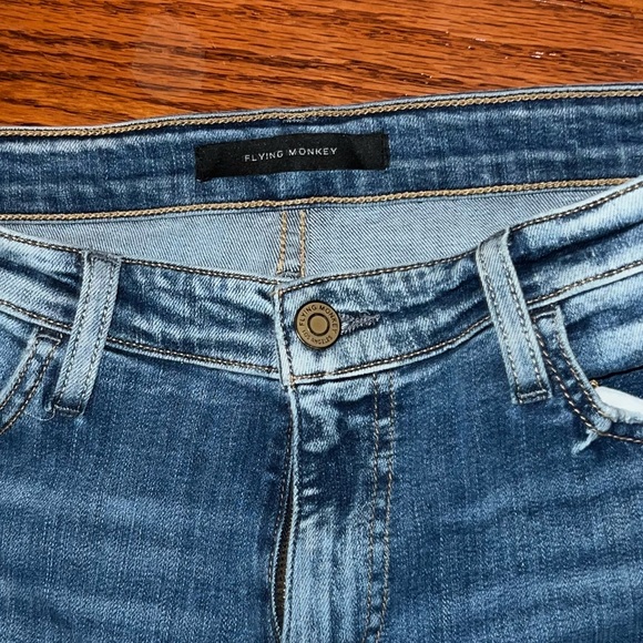 Buckle Flying Monkey Women’s Jeans - Picture 5 of 5